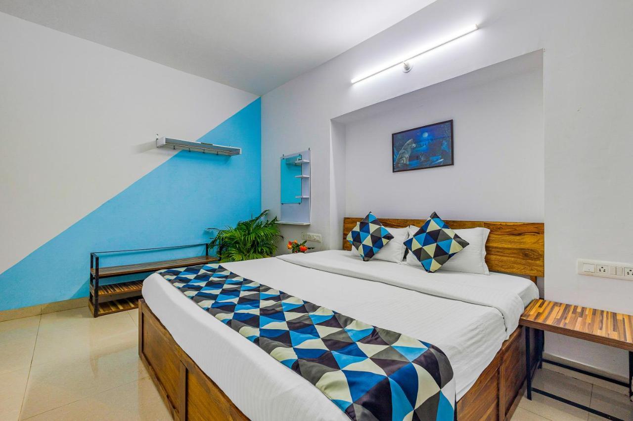 SPARKLING APARTMENT NEAR BEACH POOL & BAR 2bhkX2 Vagator Ngoại thất bức ảnh
