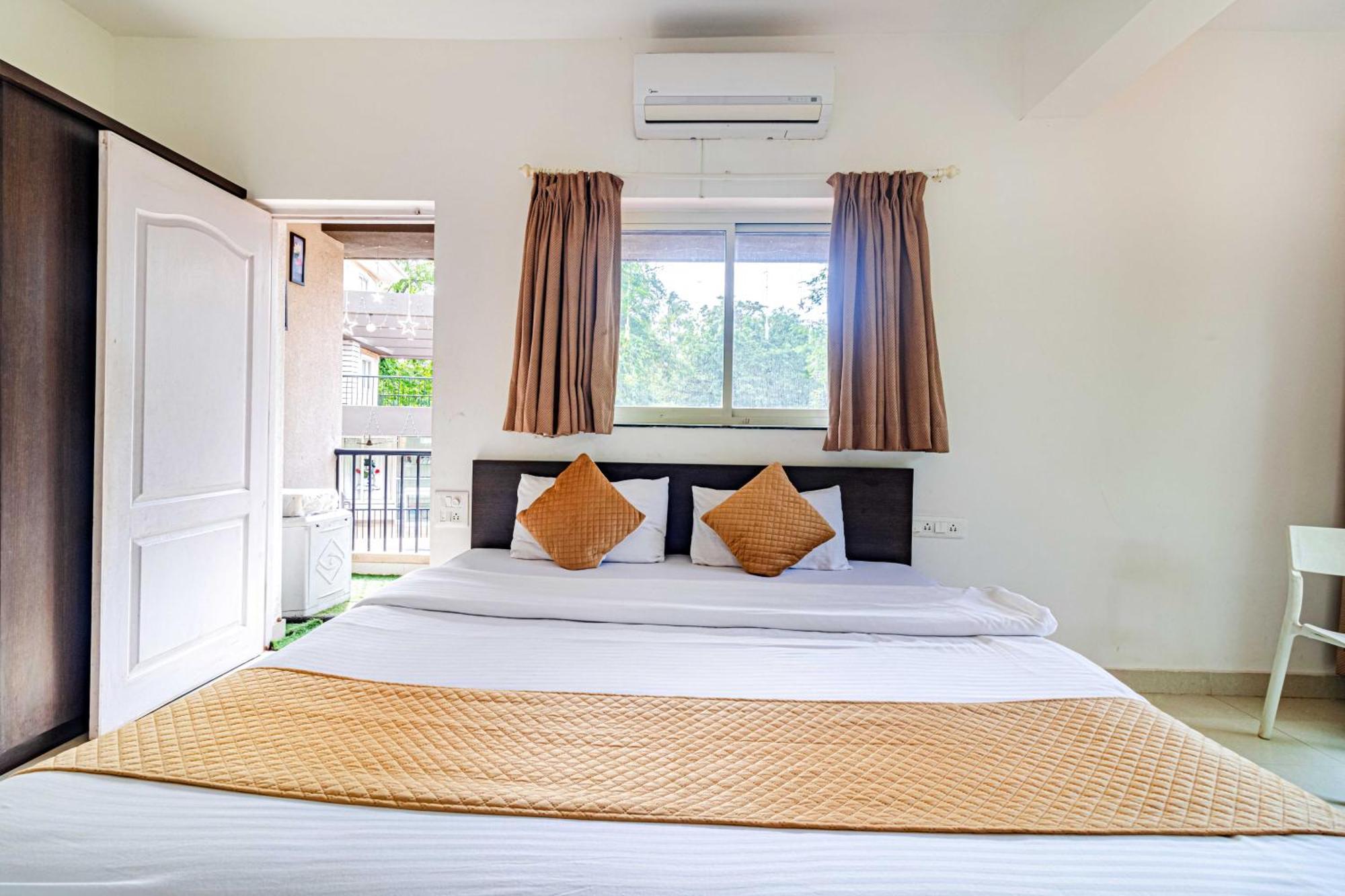 SPARKLING APARTMENT NEAR BEACH POOL & BAR 2bhkX2 Vagator Phòng bức ảnh